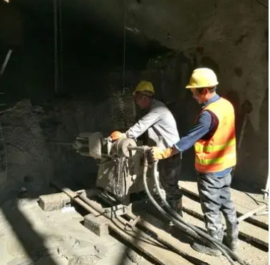 安顺水下抗分散灌浆料特点 水下不分散注浆料介绍